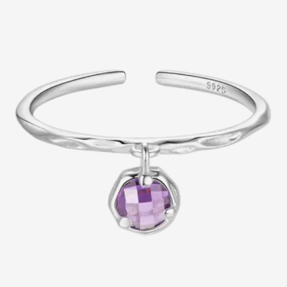 Beautiful Sterling Silver Adjustable Ring with multi-faceted Purple Amethyst